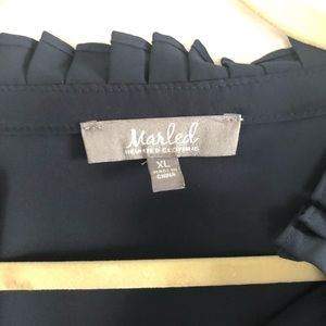 Ruffled, navy V-neck longsleeve blouse